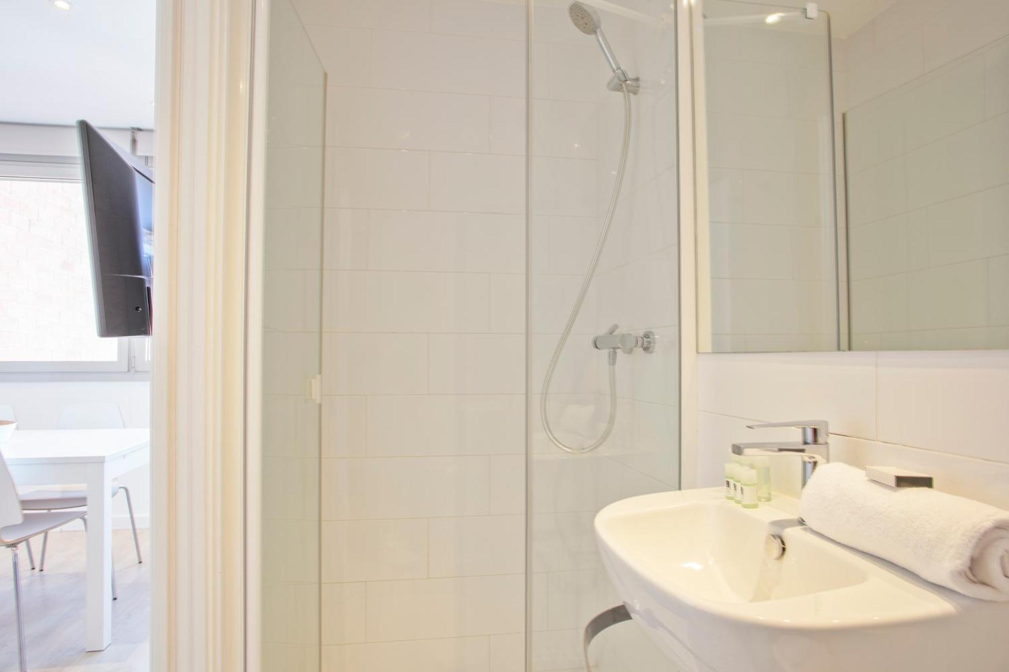 Bcnstop Sant Pau Suites Barcelona Exterior foto